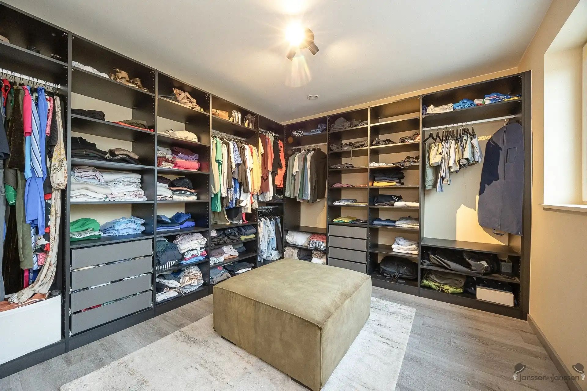 Mooi afgewerkte en ruime energiezuinige woning  foto 12