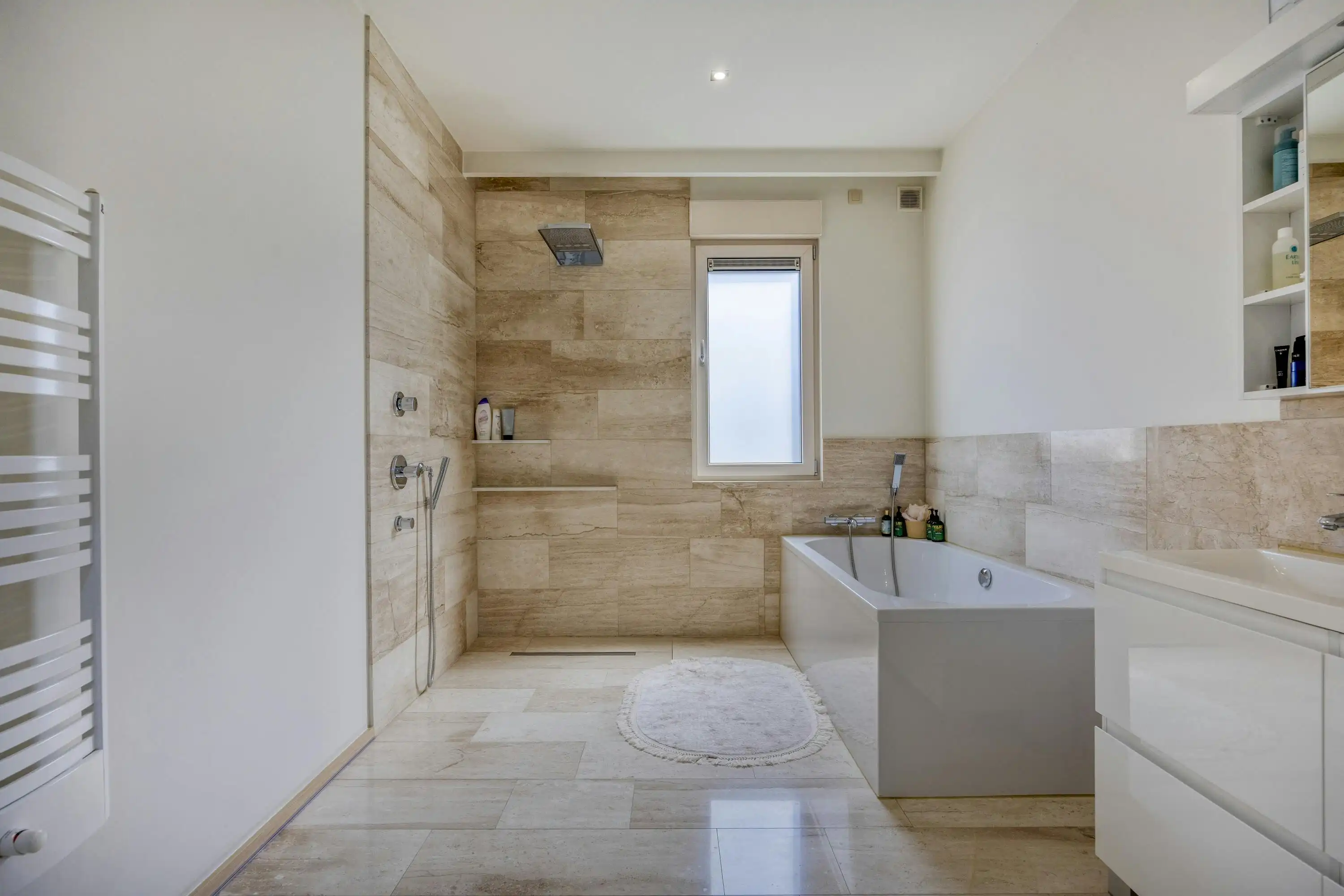 Lichtrijke woning met EPC A-label te koop in Mortsel  foto 20