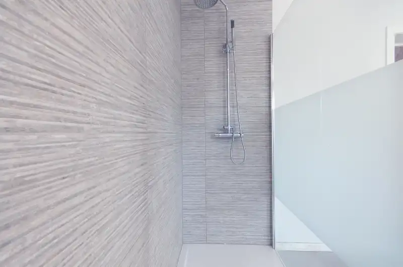 --- NIEUW --- Ruime, volledig gerenoveerde woning (±164m²) met 4 slaapkamers foto 19