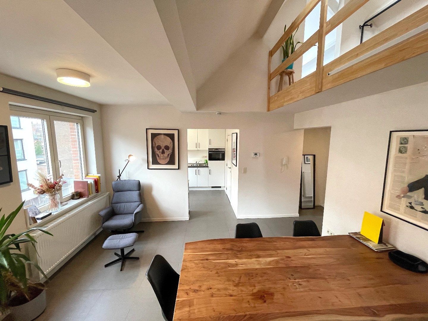 Mooi duplex-appartement met 2 slaapkamers en leuk terras foto 5