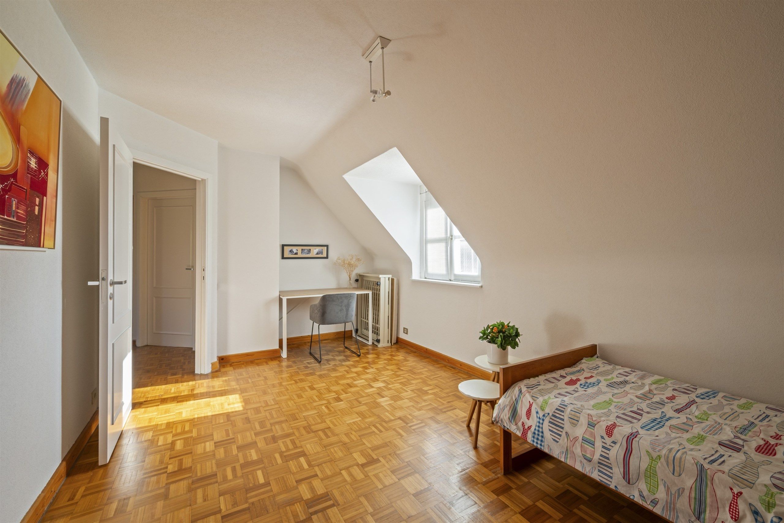 Ontdek deze gezellige eigendom op 1097 m² - 4 slaapkamers +bureel foto 29