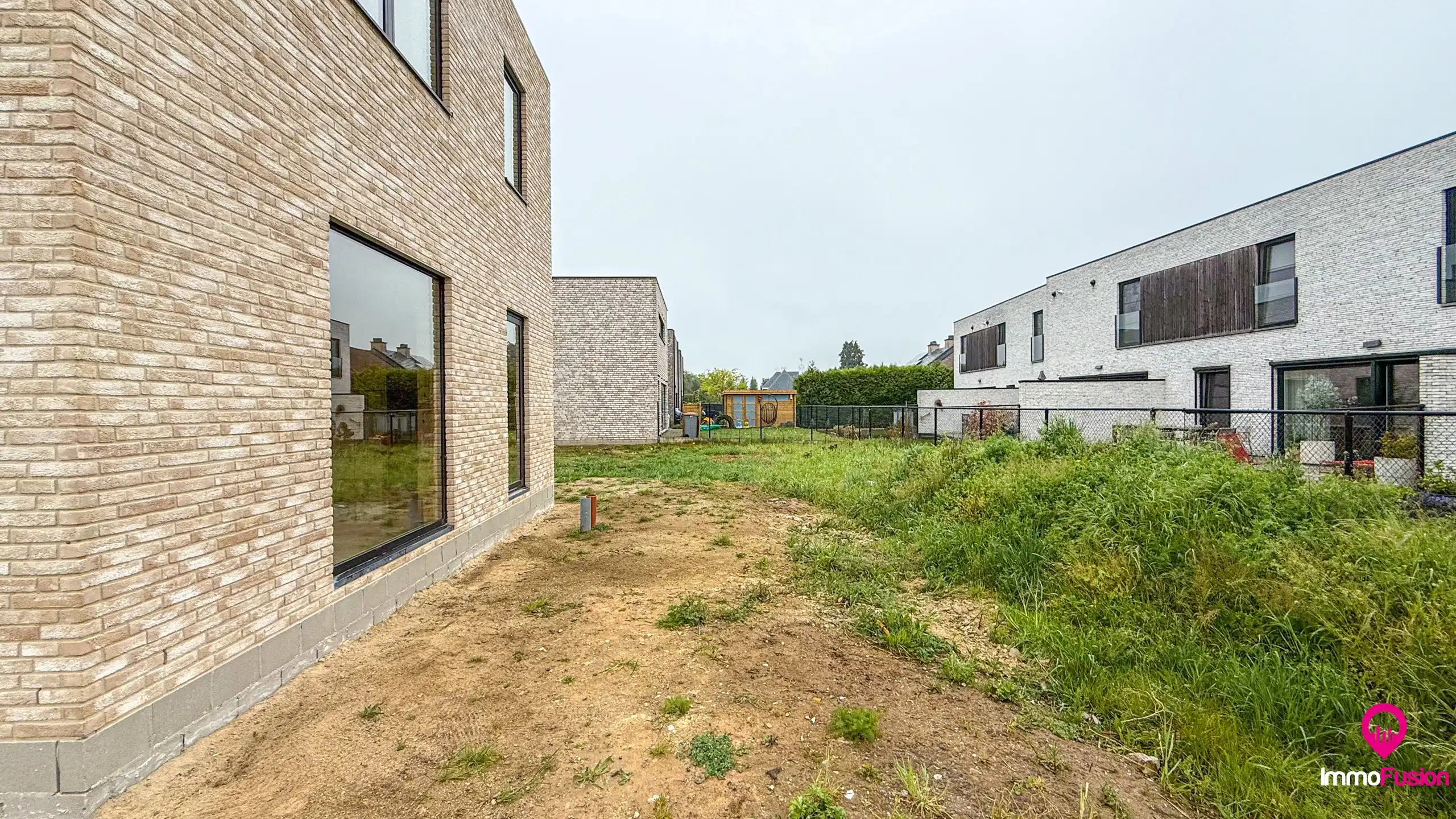 Nieuwbouwwoning casco met moderne afwerking + lichtinval! foto 31