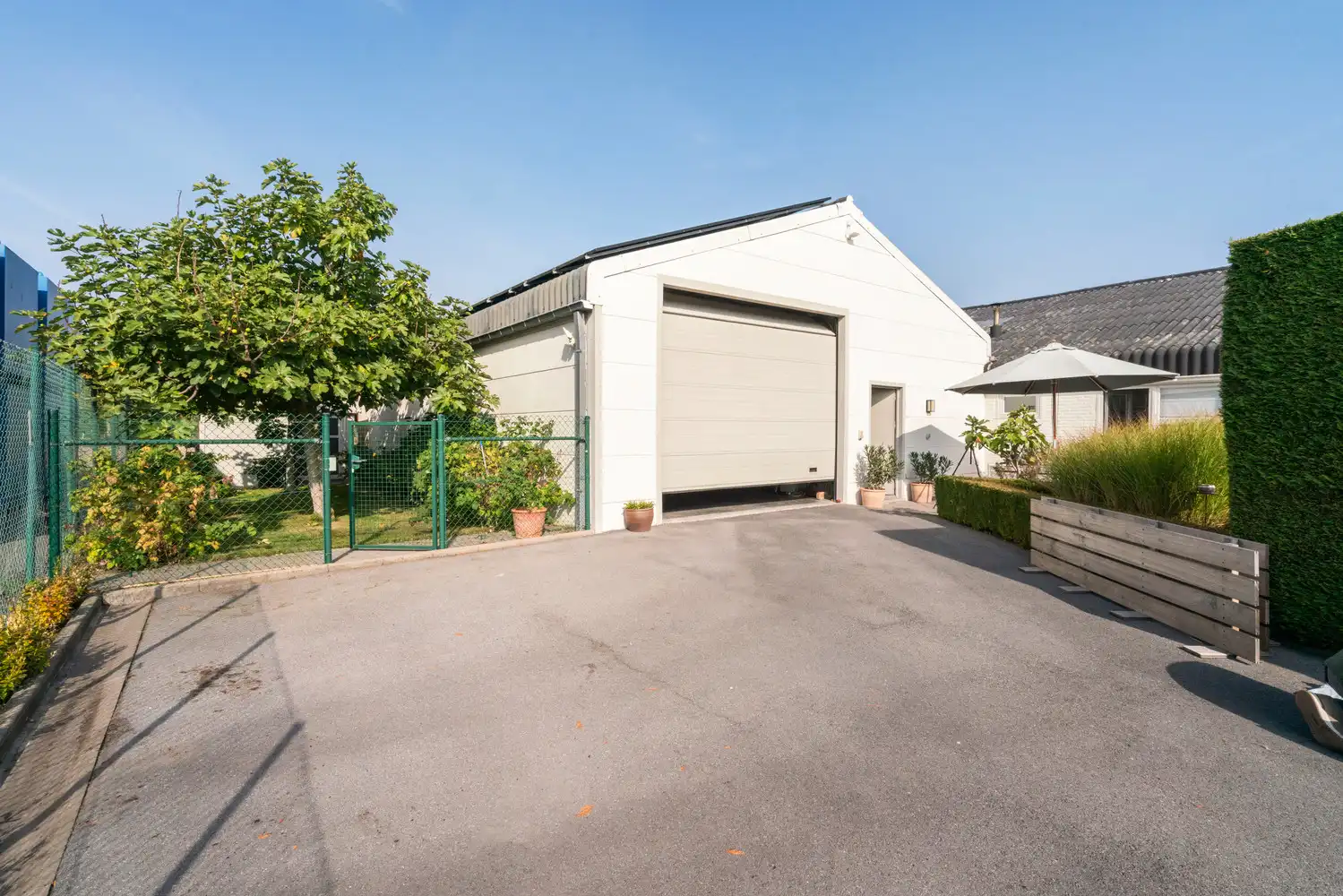 Alleenstaande woning met atelier te Meulebeke. foto 20