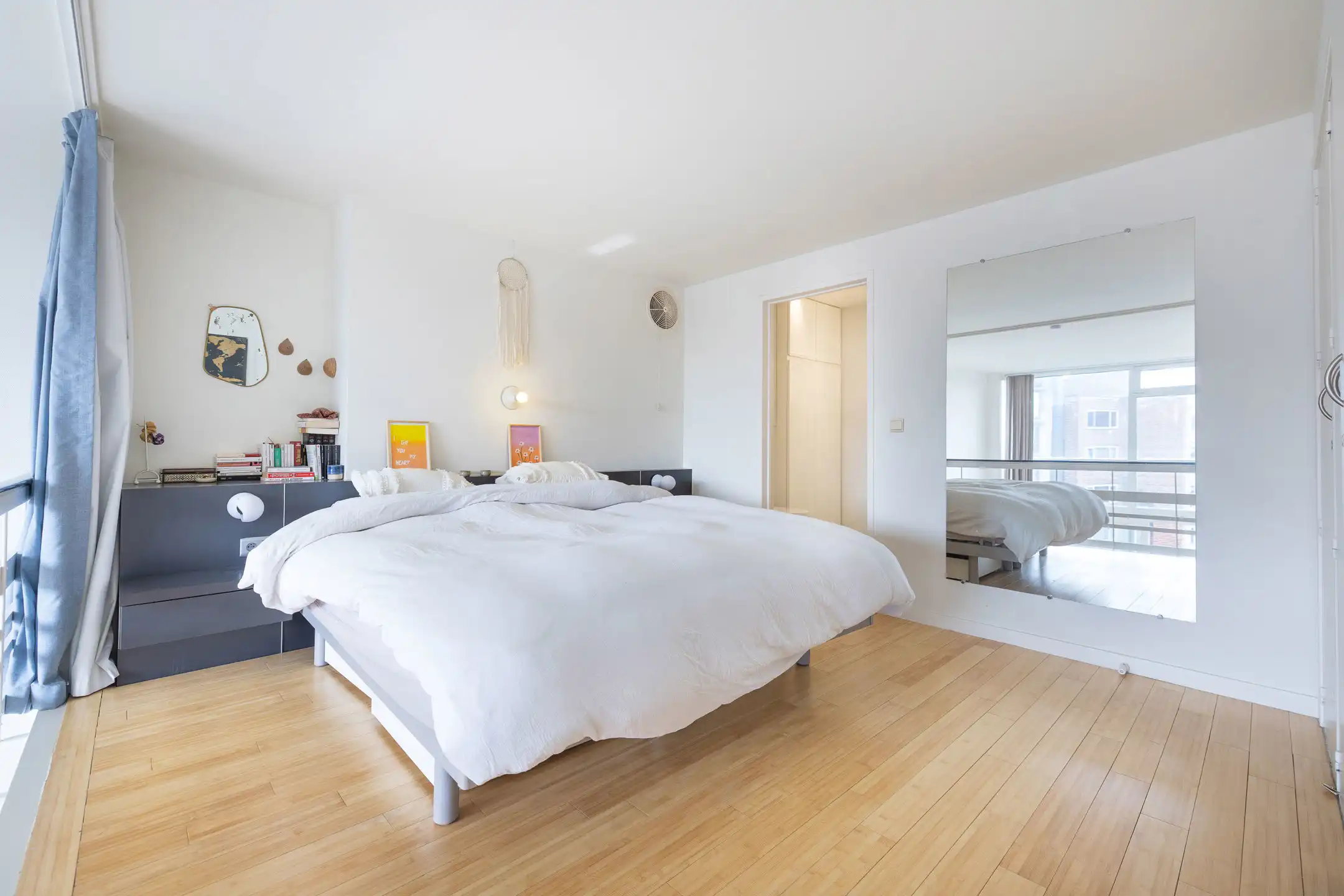 Dichtbij Louizalaan rustig aan de achterzijde van het gebouw foto 12