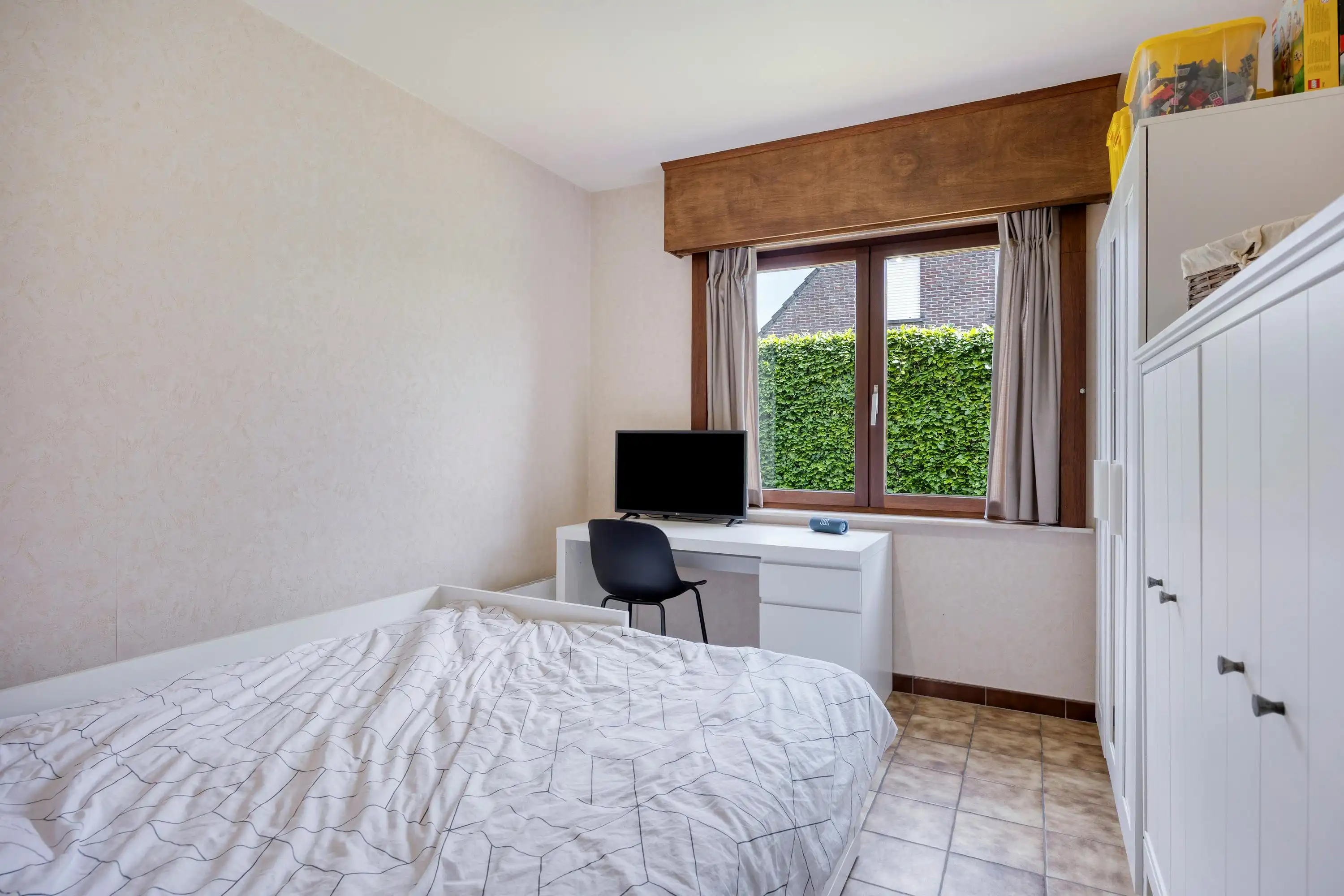 Alleenstaand huis met veel potentieel te koop in Waregem foto 9