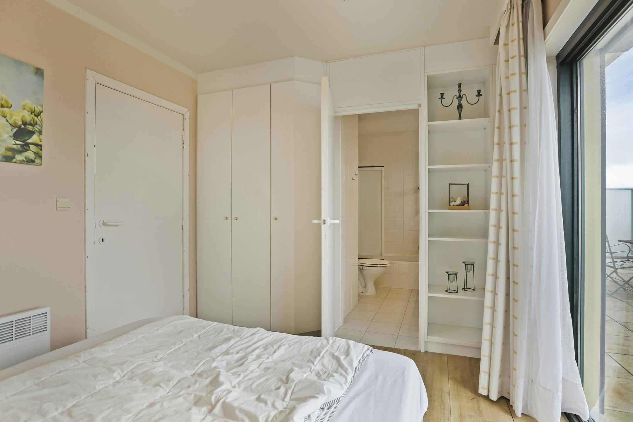 Twee penthouses met ruime terrassen en garage in De Panne foto 33