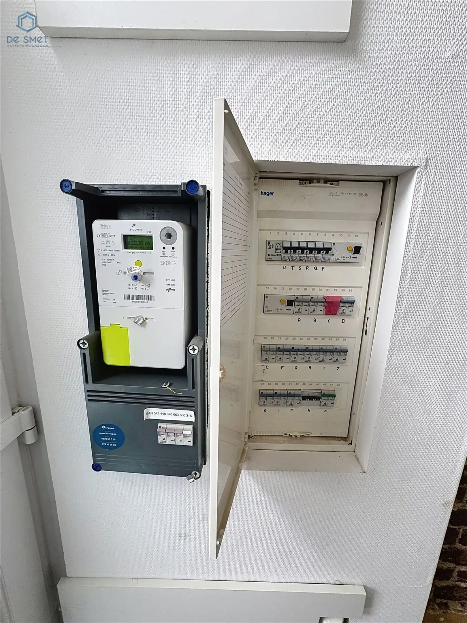 Instapklare, volledig gerenoveerde woning met 4 slaapkamers, terras en tuinberging in hartje Geraardsbergen! foto 9