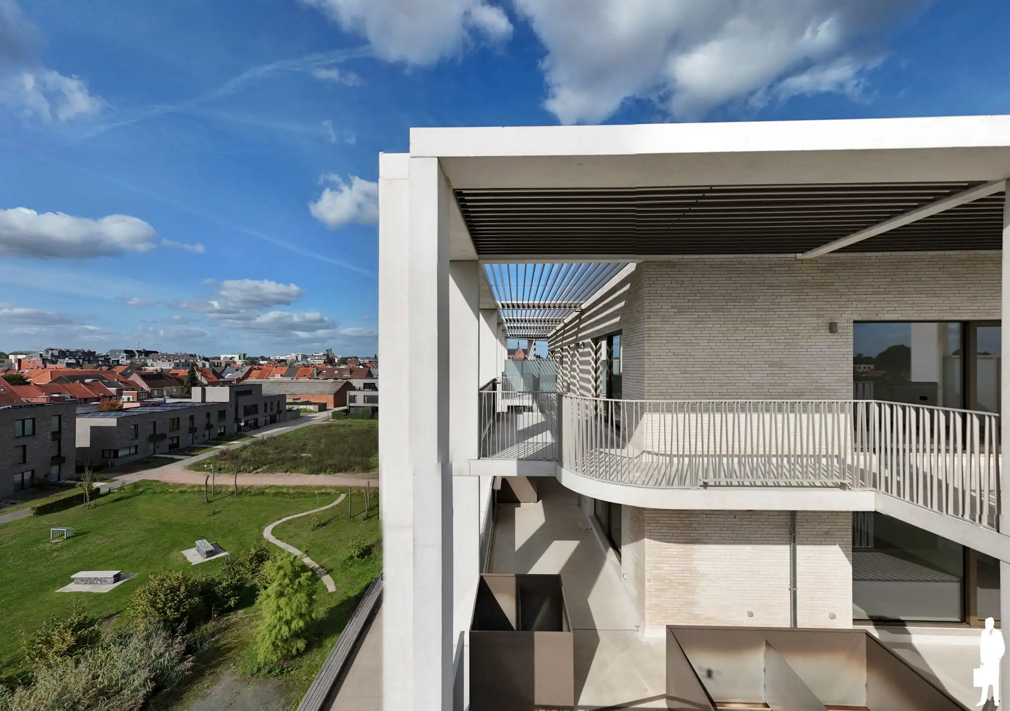 Dakappartement van 121m² omgeven door 46m² aan terrassen foto 23