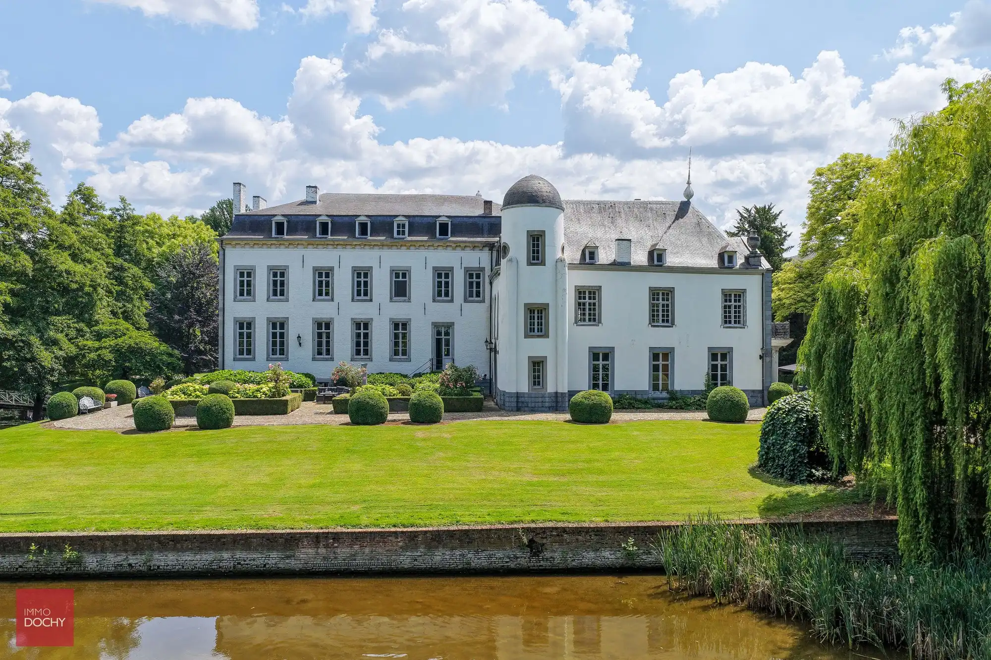 Prachtig gerestaureerd authentiek landhuis te Gors-Opleeuw (gelegen tussen Hasselt en Tongeren) foto 32