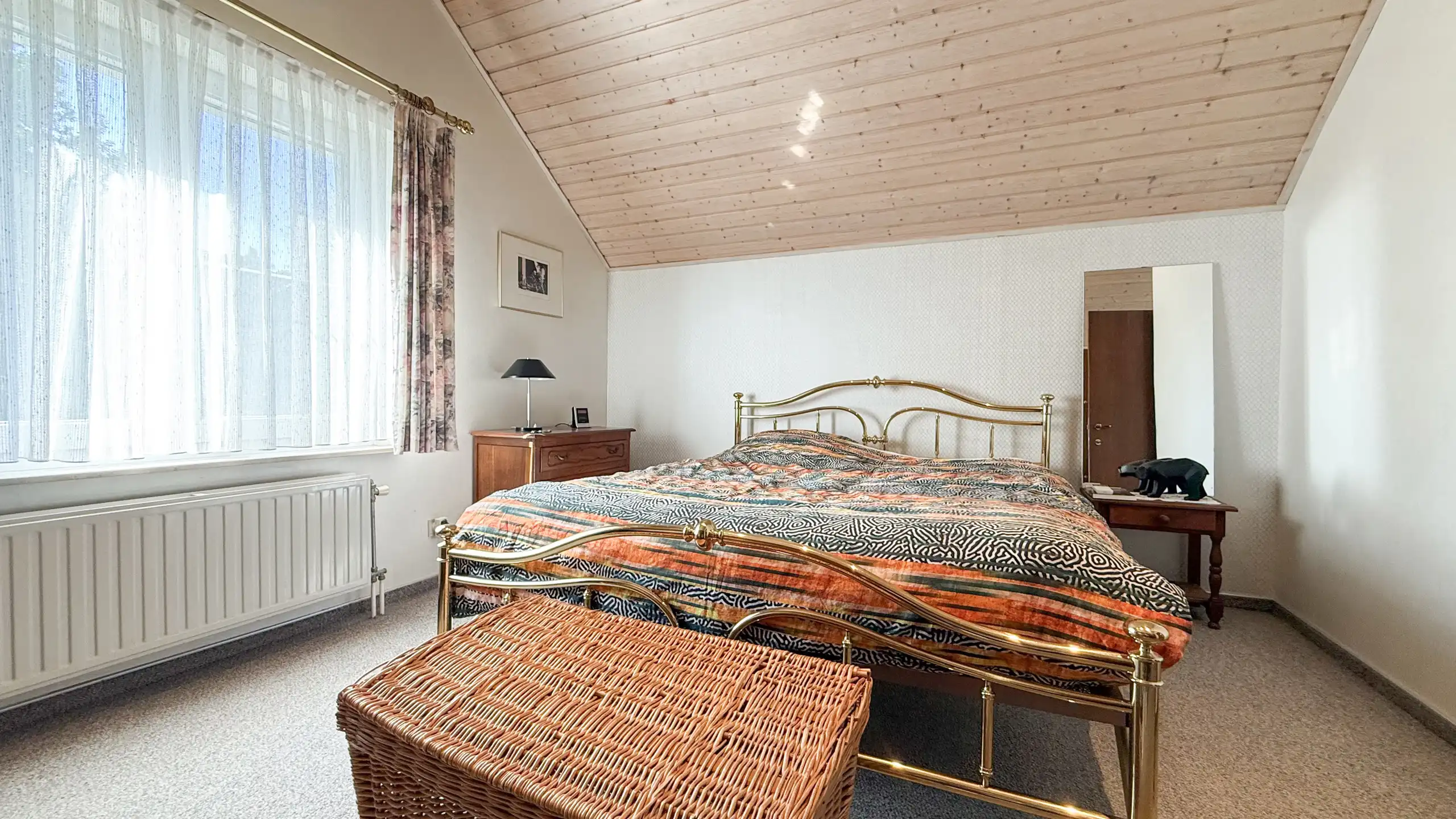 Instapklare woning met 3slpks, tuin, airco en zonnepanelen! foto 21