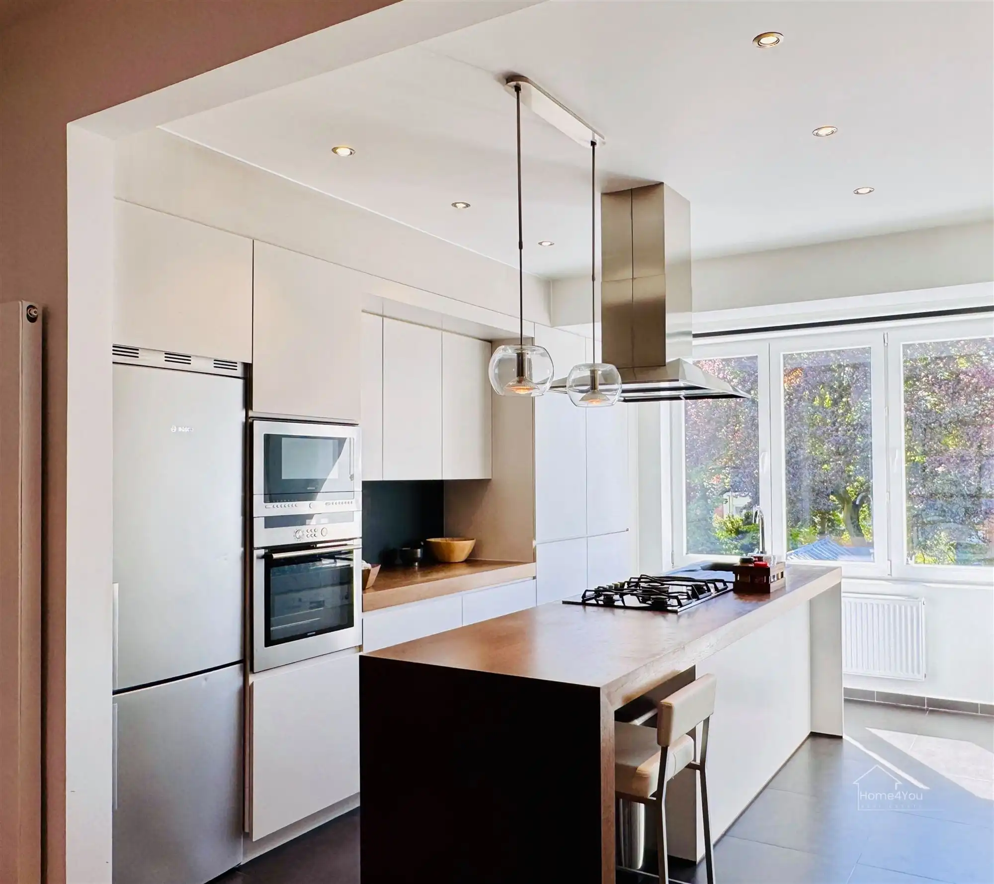 Hoofdfoto van de publicatie: Modern 1-slaapkamerappartement vlakbij Boelaer Park te koop