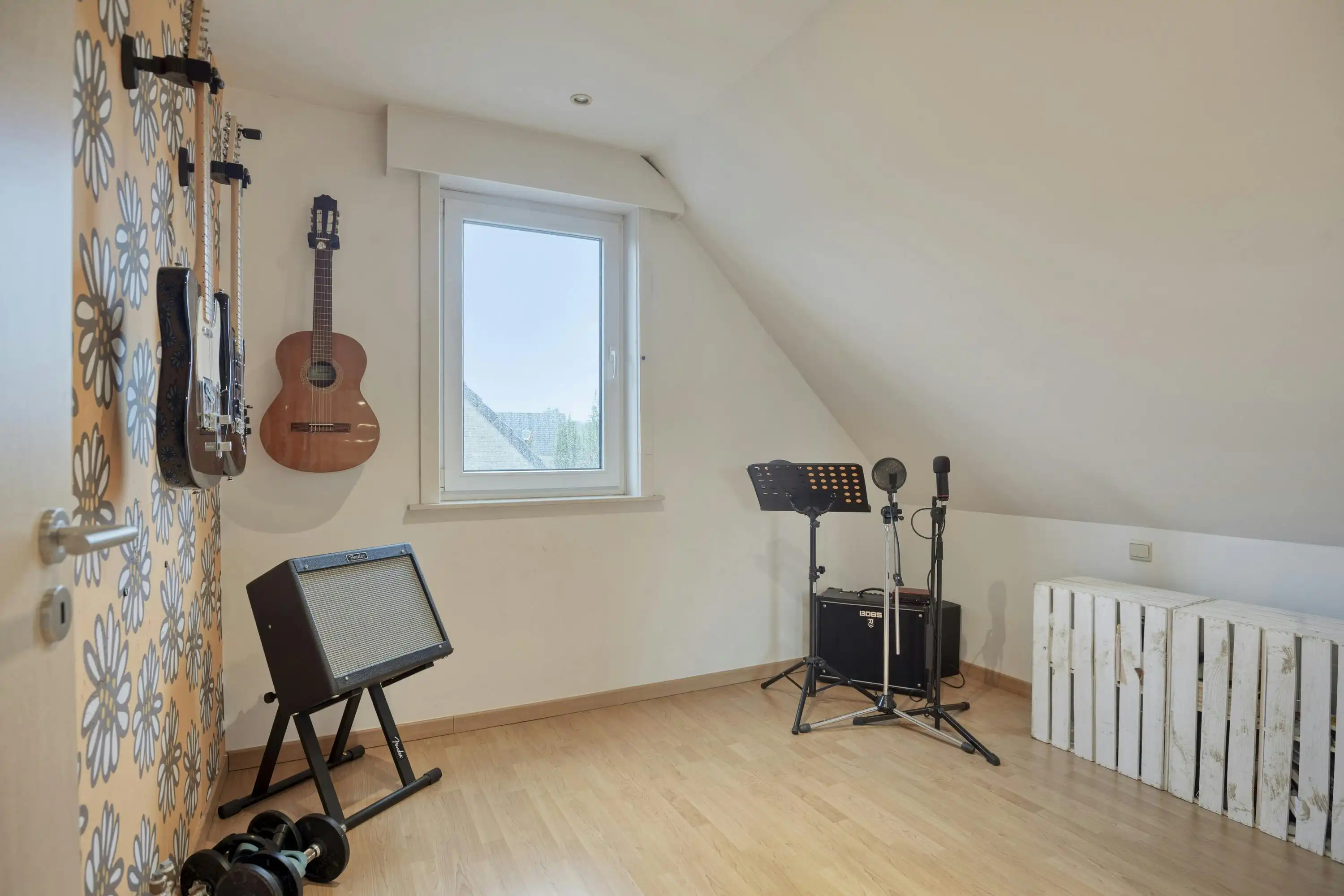 Instapklaar huis met 4 slaapkamers in Hertsberge foto 12