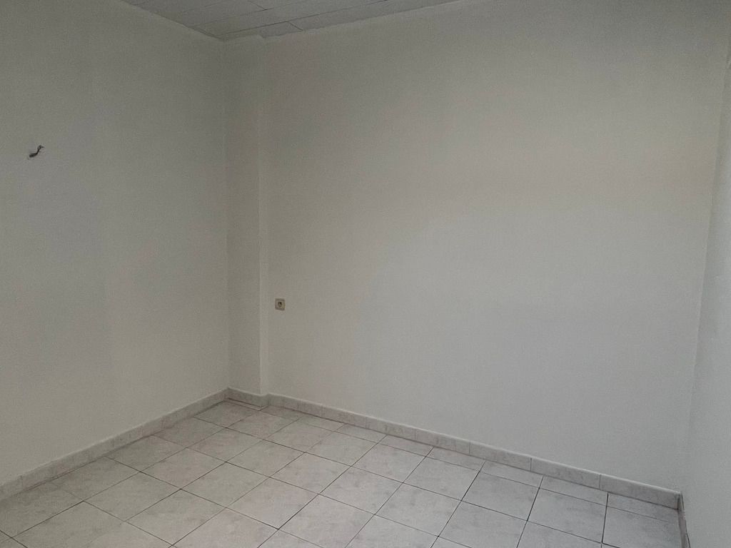 Zeer ruim, opgefrist appartement met 3 slaapkamers én garagebox foto 9