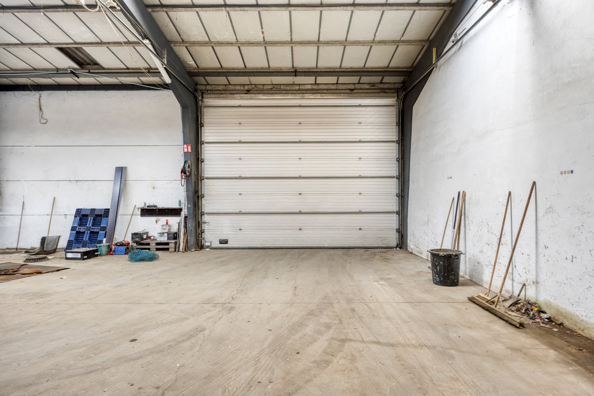 Magazijn met woonst en burelen in Adegem (Maldegem) foto 17