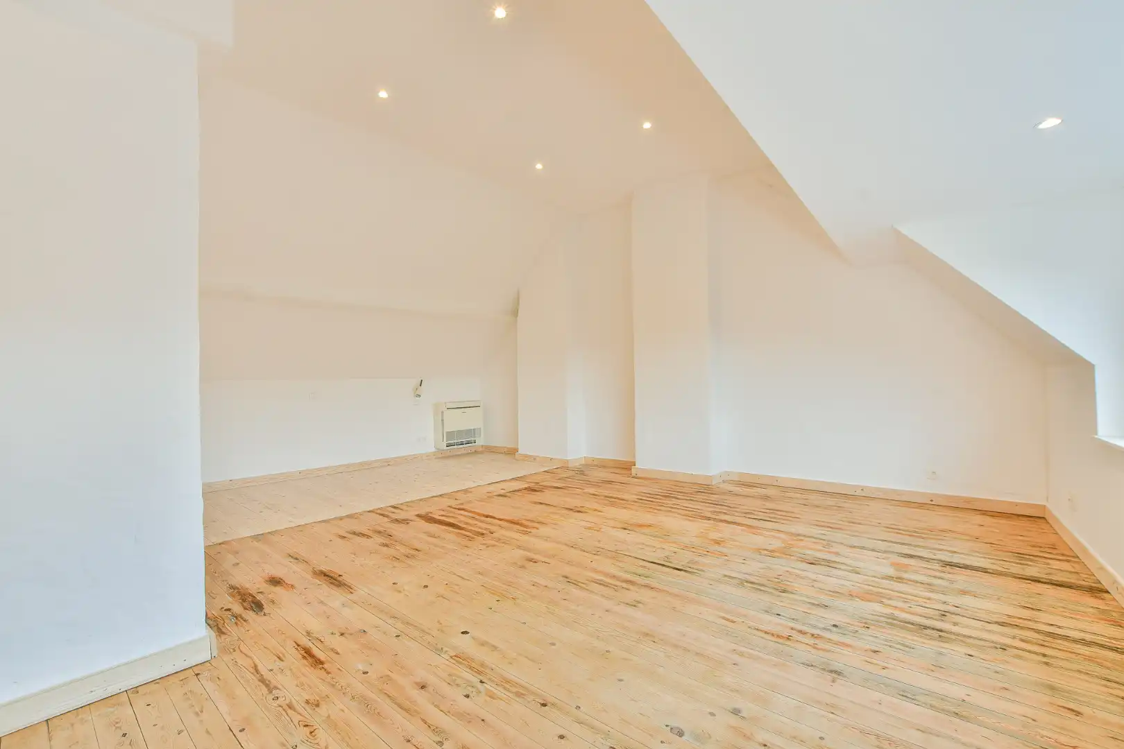 Gerenoveerde woning met 4 slaapkamers te Blankenberge foto 16