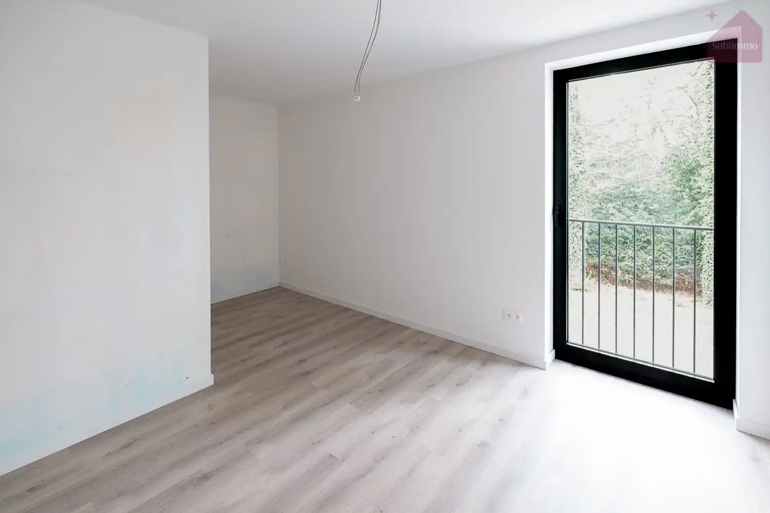 Nieuwbouwappartement op de eerste verdieping (117,80 m²) met 3 slaapkamers en terras. foto 7