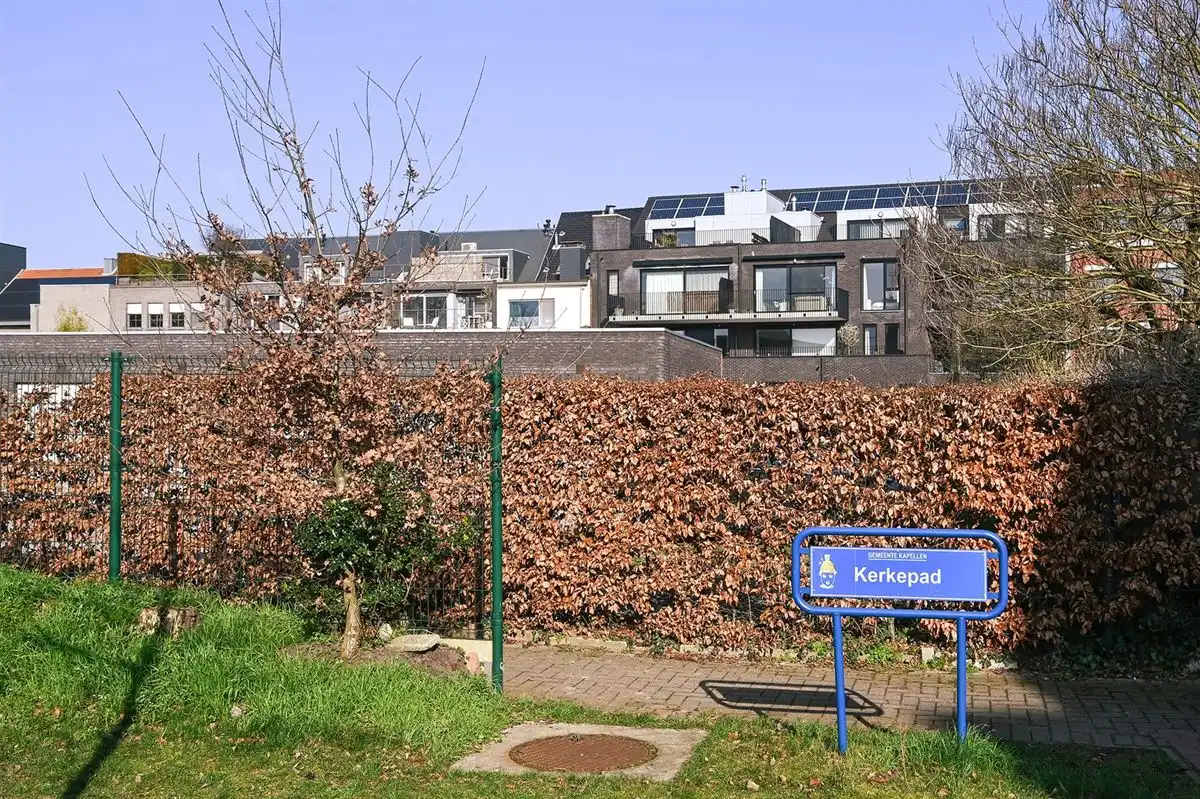 Centraal gelegen appartement met leuk terras foto 16