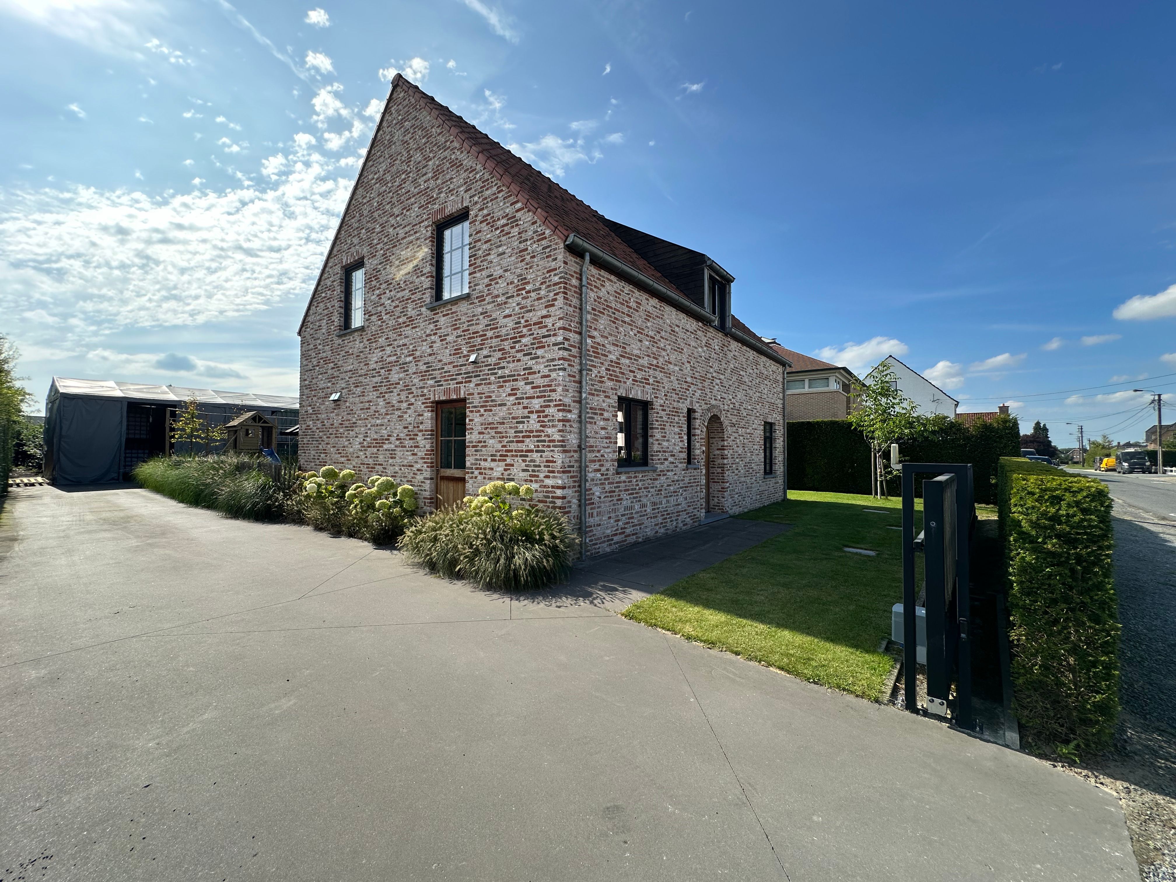 Recente, stijlvolle woning met mooie tuin nabij centrum Merelbeke foto 20