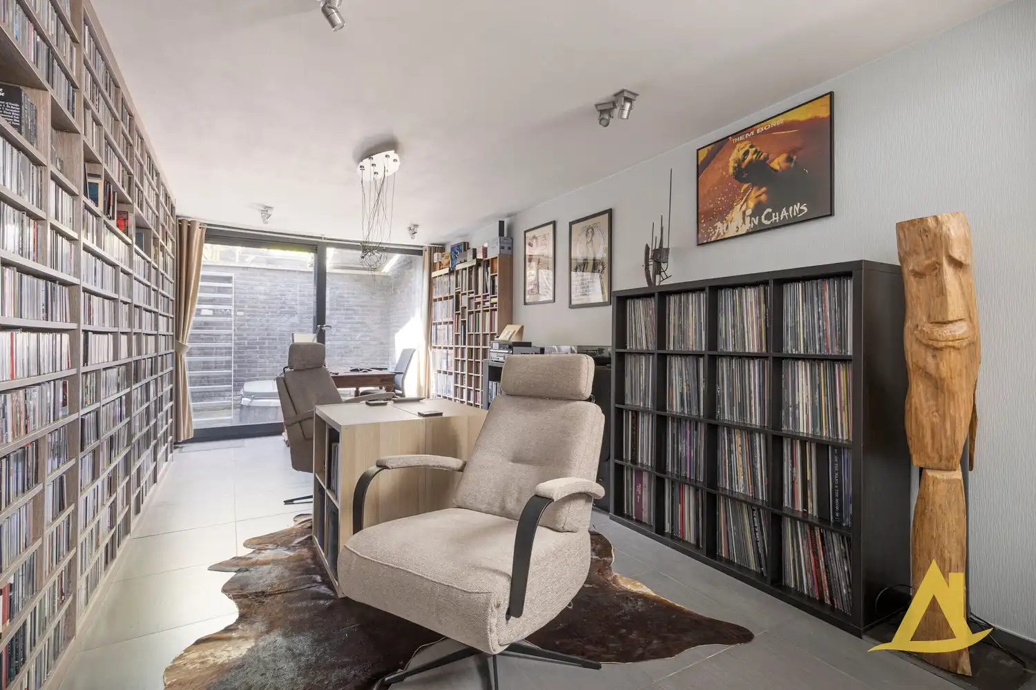 DESIGN STADSWONING MET 3 SLAAPKAMERS, TUIN EN JACUZZI IN HET HARTJE VAN DIEST foto 6