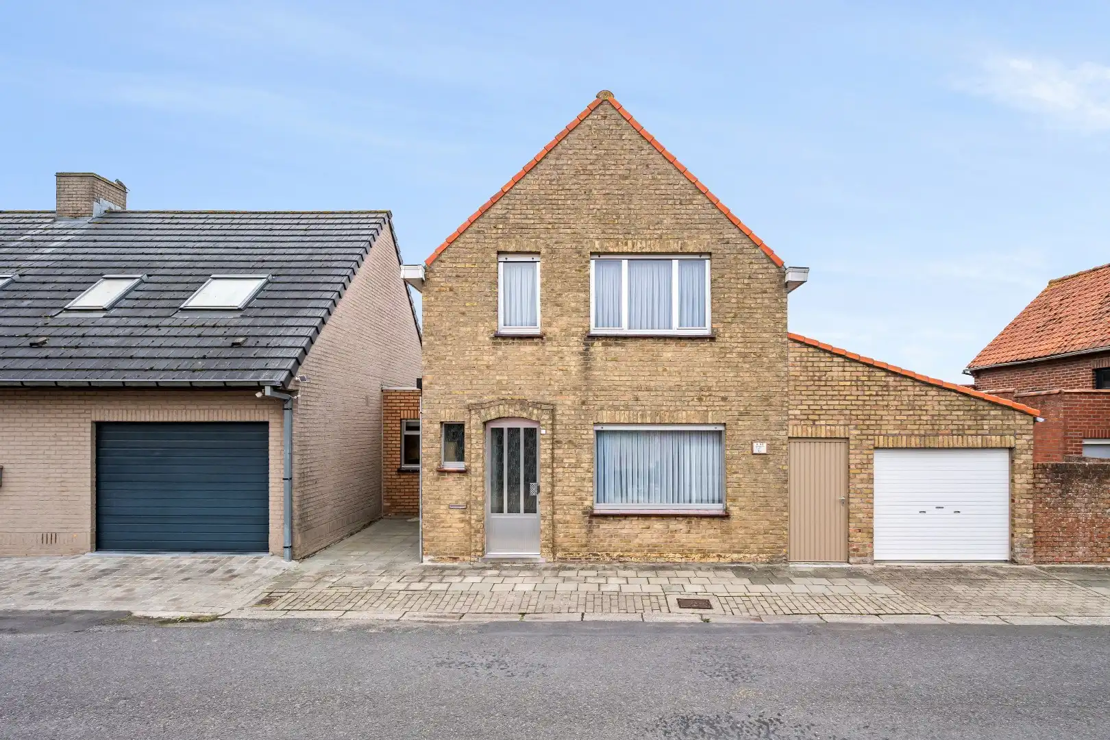 Op te frissen woning met 3 slaapkamers, garage en tuin. foto 26