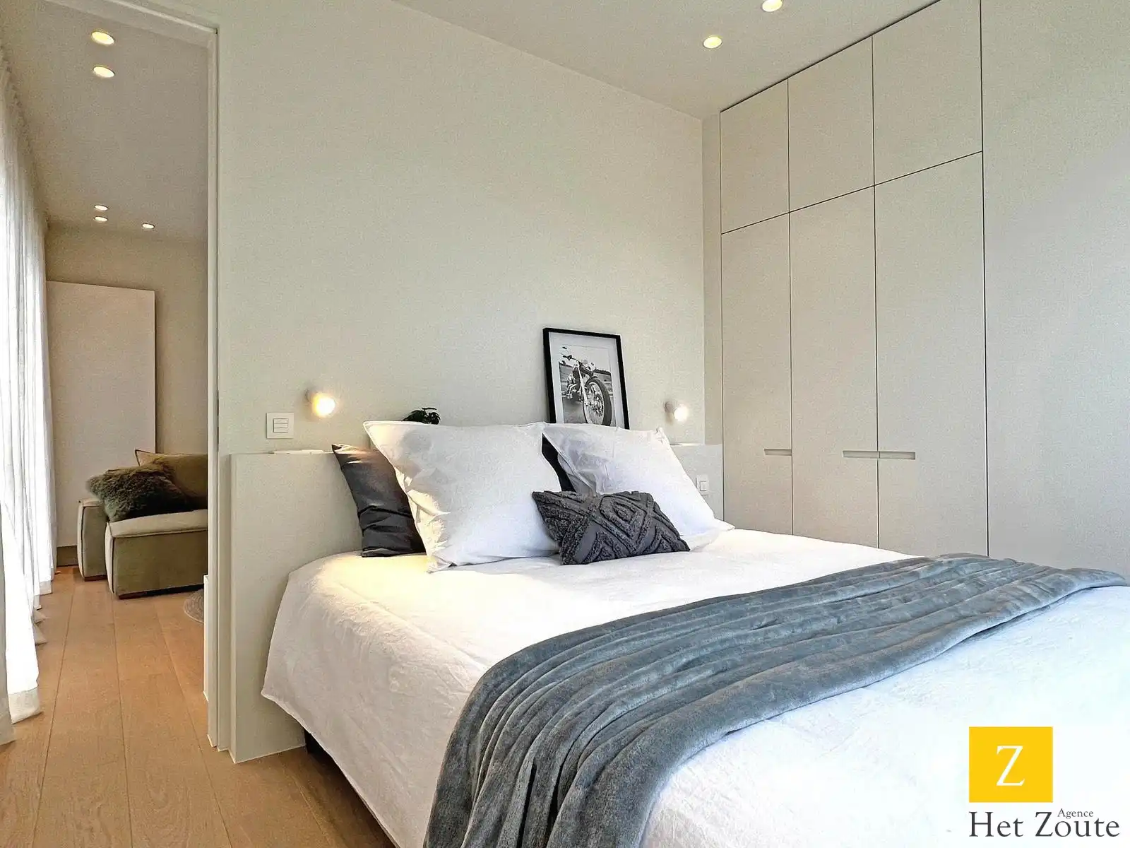 Prachtig gerenoveerd appartement gelegen op de Zeedijk foto 8