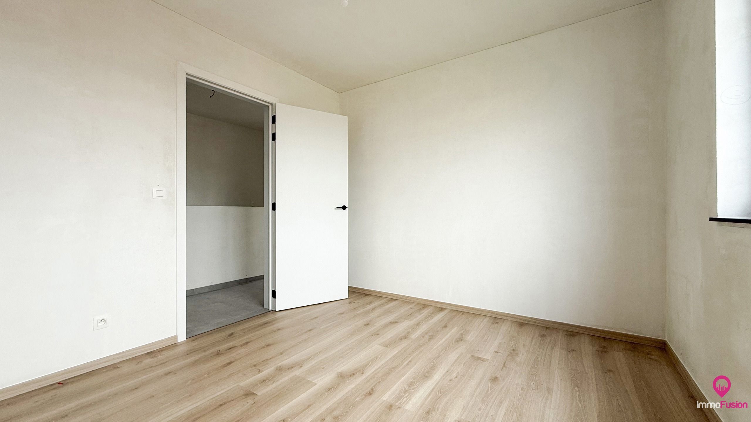 Rustig gelegen instapklare nieuwbouw met 3 slaapkamers! foto 21