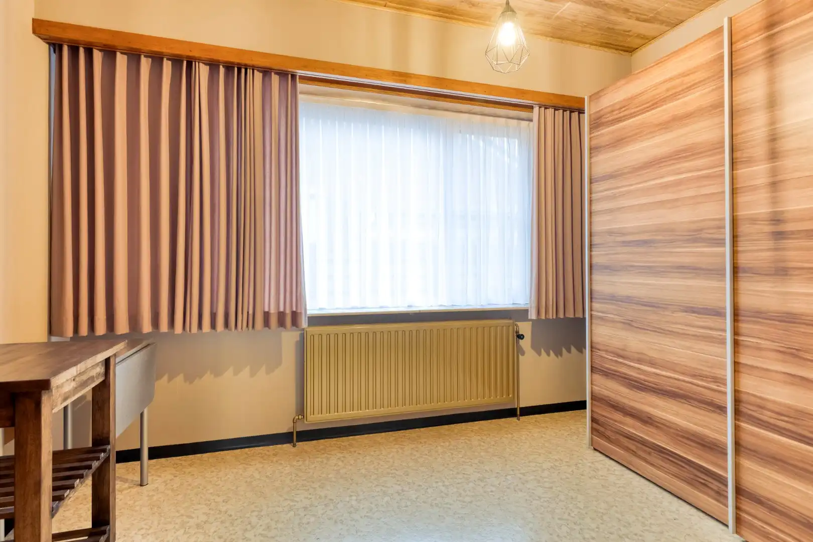 Goed onderhouden gelijkvloers woning op een rustige locatie. foto 16