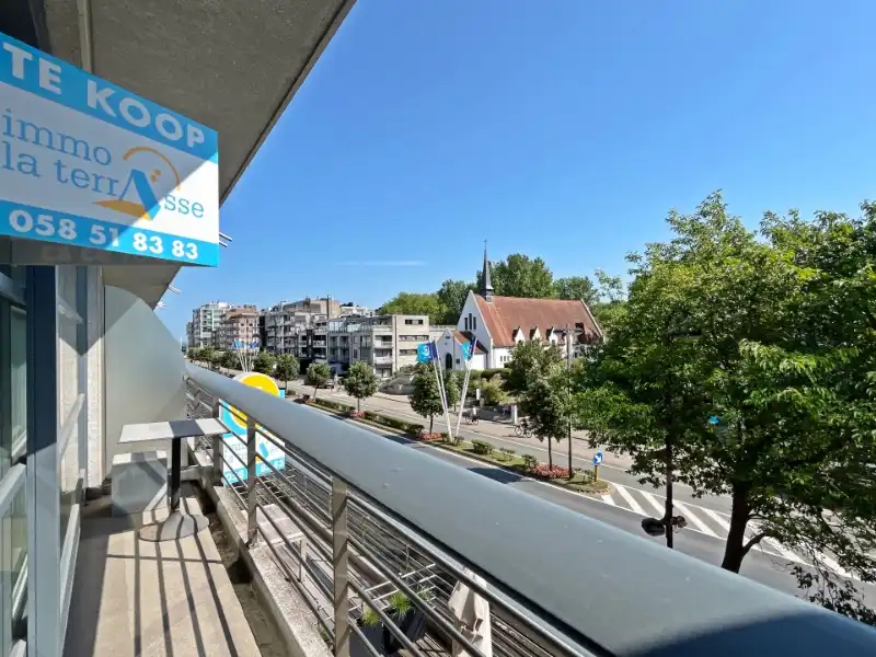 GERENOVEERD APPARTEMENT IN HET HARTJE VAN OOSTDUINKERKE-BAD foto 9