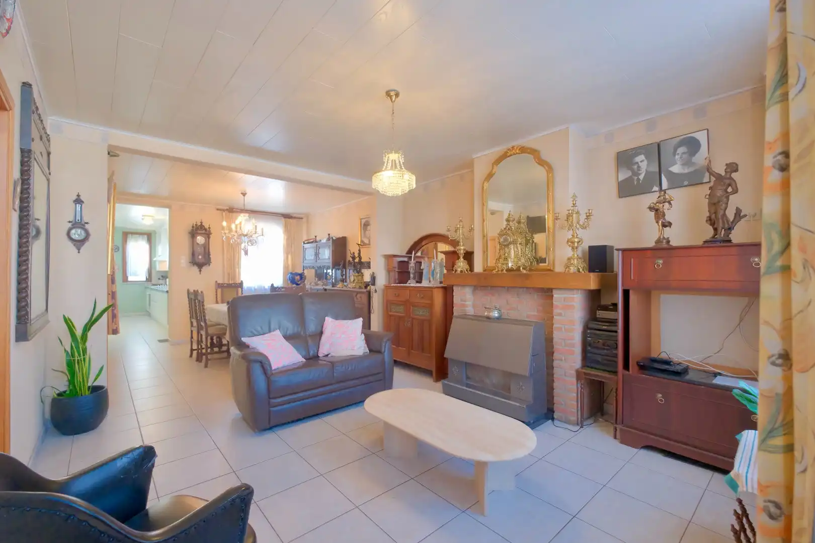 Lichtervelde – HOB met 6 slpks, garage en bijgebouw op 564 m² foto 3