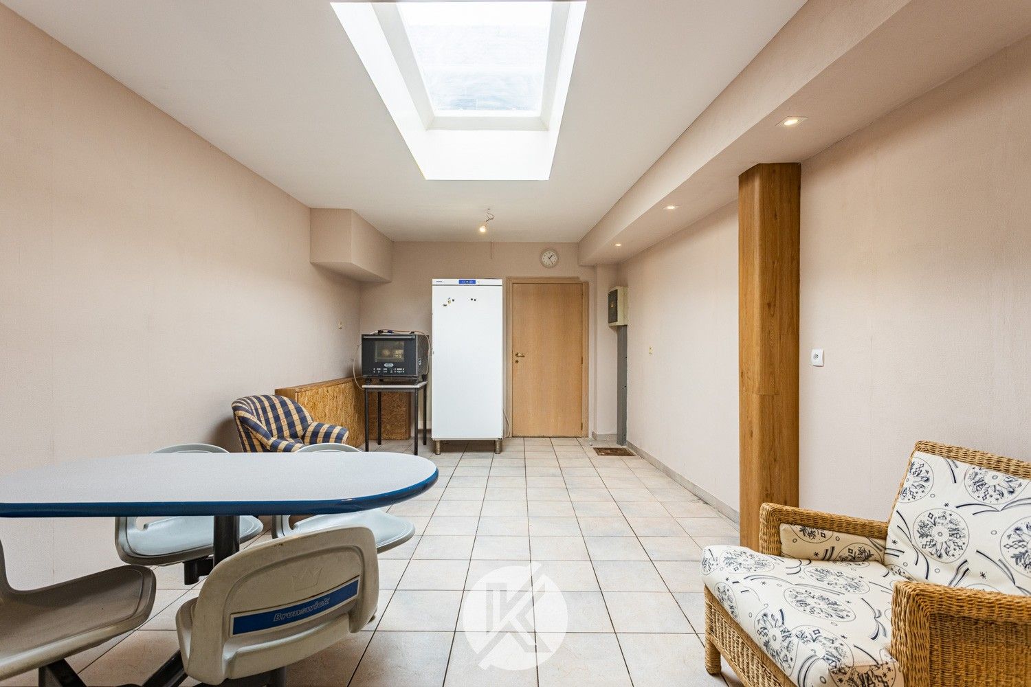 Instapklare woning met veel potentieel in centrum Herzele foto 5