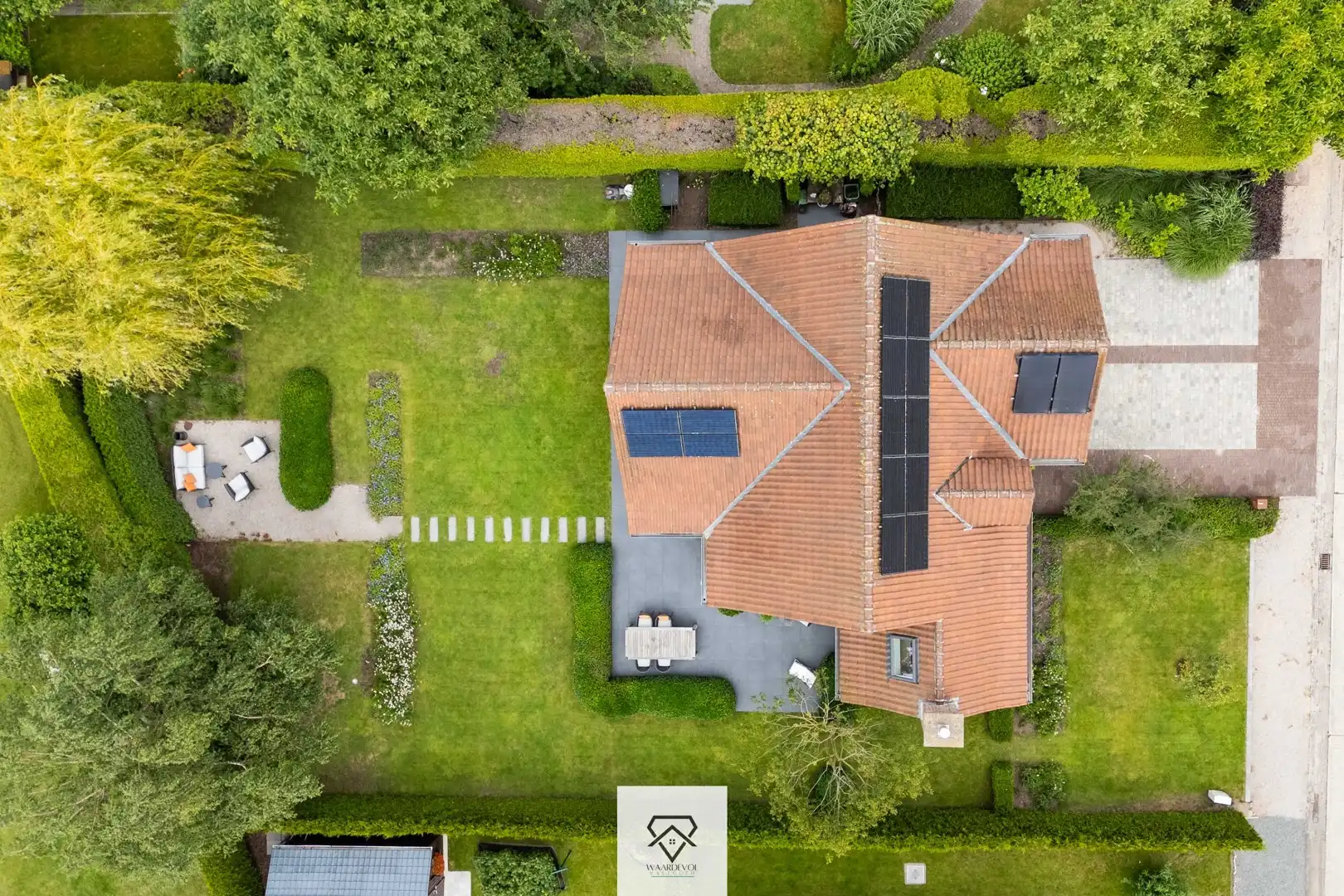 Landelijke villa met karakter, ruimte en verfijning op een groene topligging nabij centrum Evergem foto 2