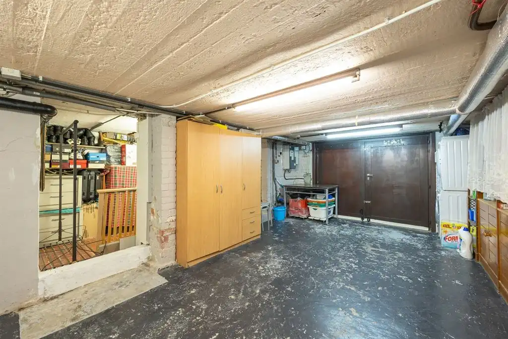 Gezellige woning met ruime garage en stadskoer foto 20