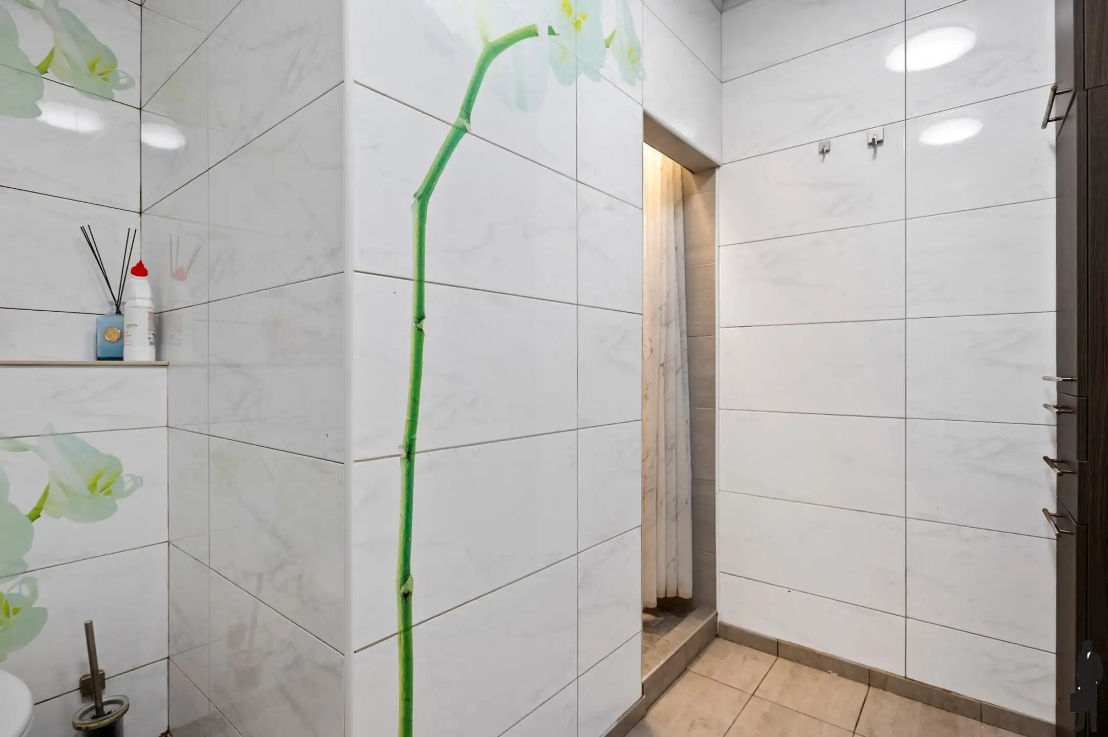 Appartementsgebouw op top-locatie te koop foto 49