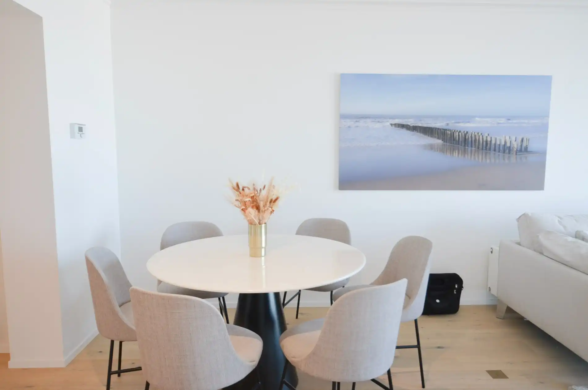 Stijlvol, recent gerenoveerd appartement met frontaal zeezicht. foto 9