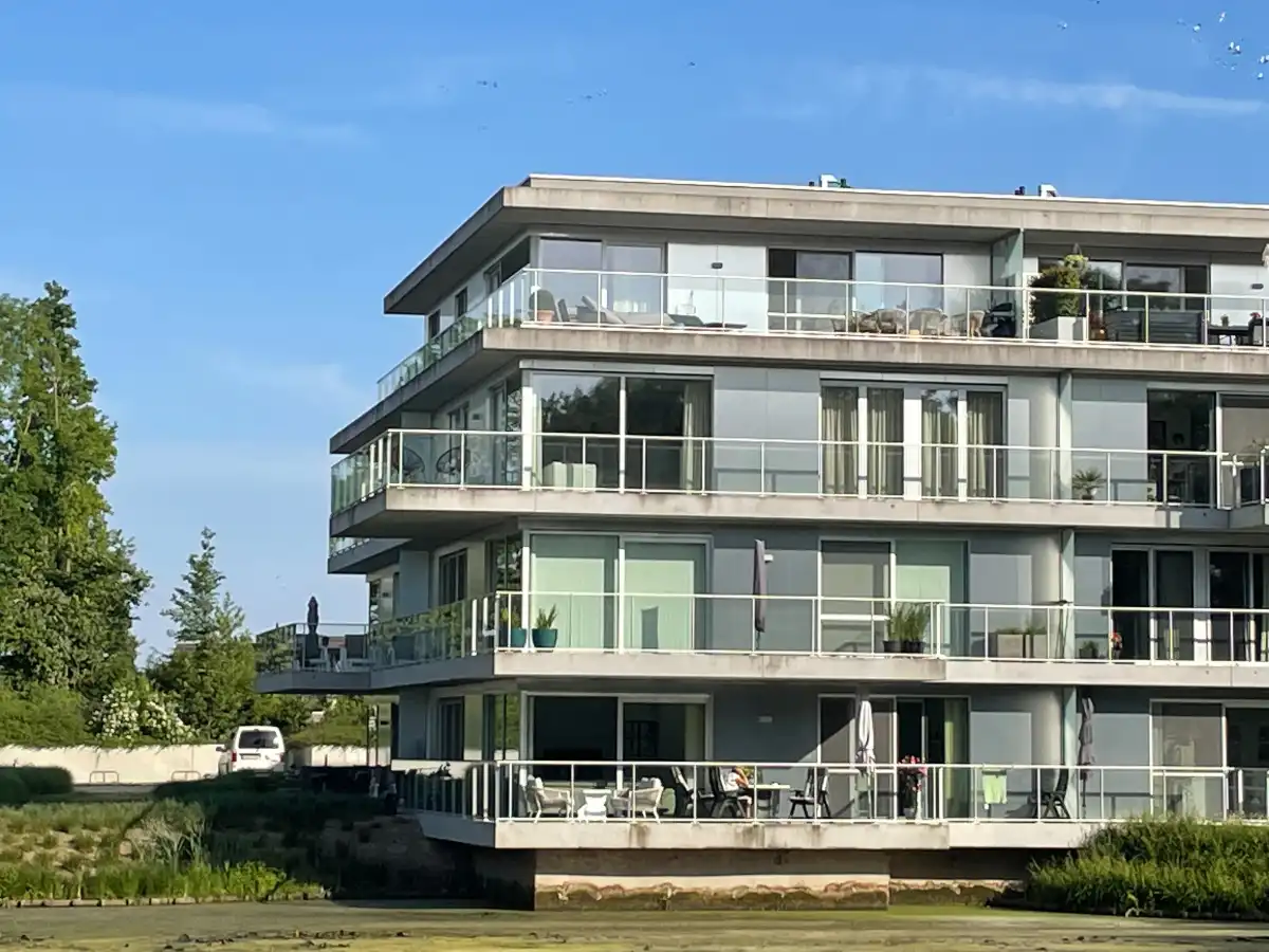 Nieuwbouw twee-slaapkamer appartement foto 42