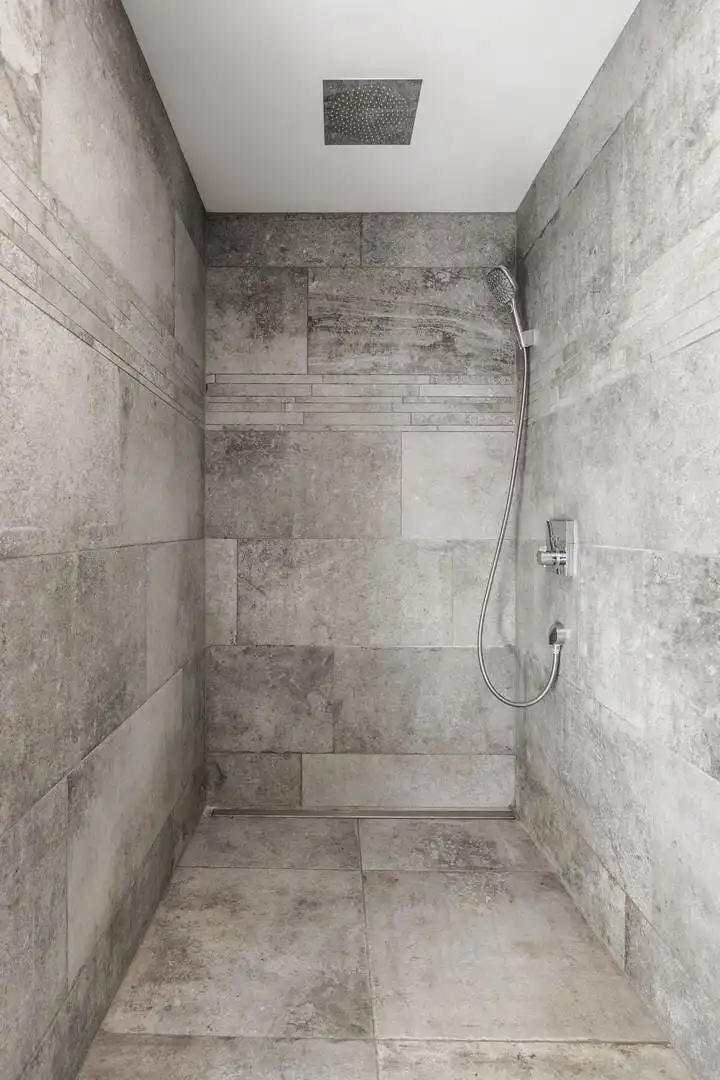 Kwalitatief huis te koop met 5 slaapkamers en garage in Ieper  foto 24