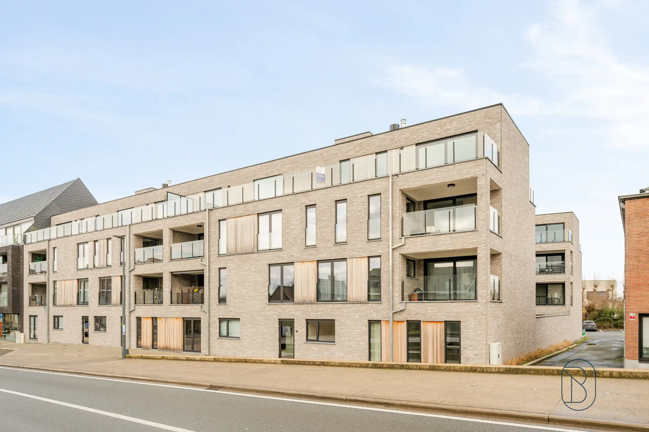 Prachtige penthouse met 3 slk op toplocatie in Harelbeke foto 5