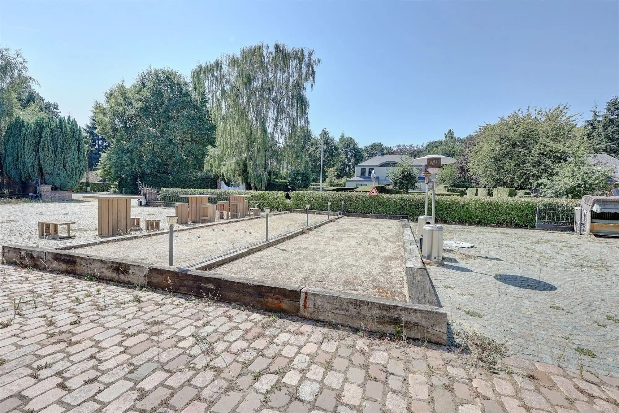 Handelsgelijkvloers met buitenruimte op de Heide foto 21