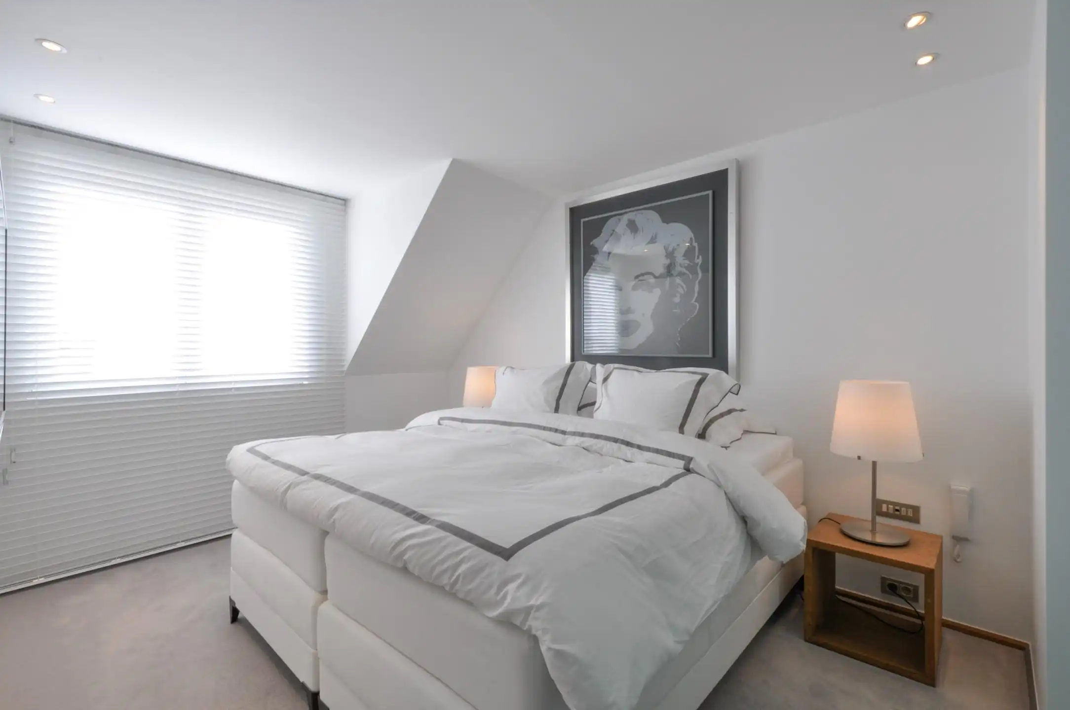 Elegant gemeubeld duplexappartement op de Dumortierlaan foto 12