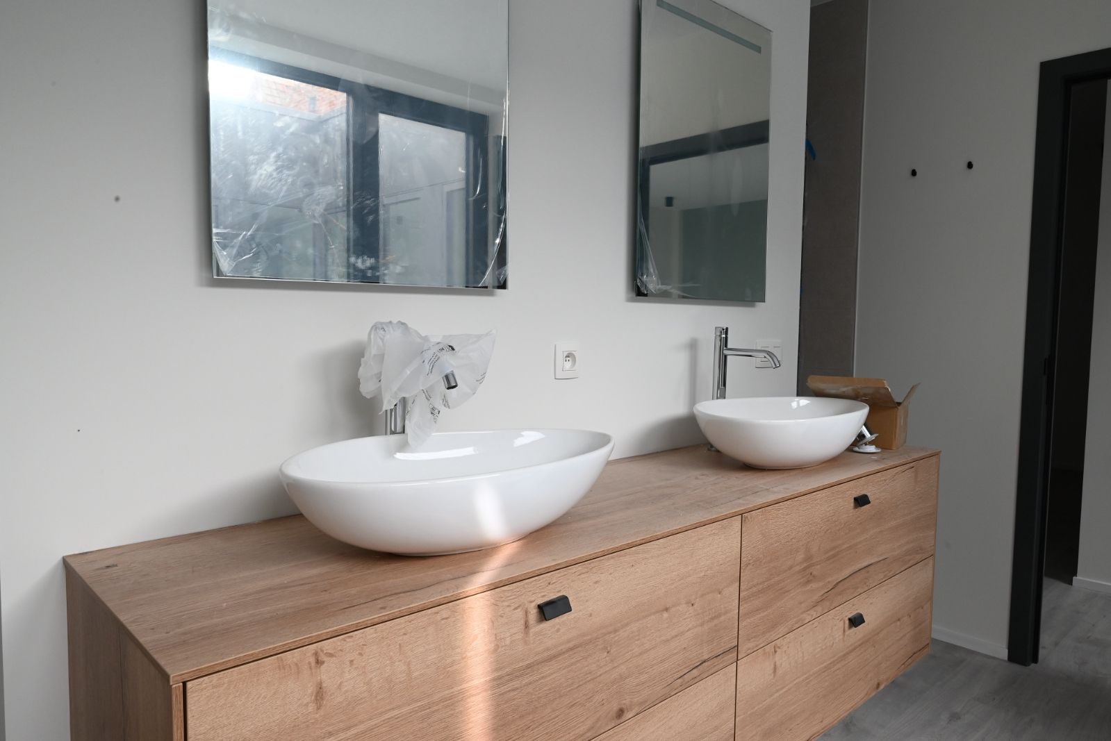 Kijkdag 15/11 tussen 10.45 en 12.00 uur! Luxueze loft in het centrum van Ardooie te koop! foto 9