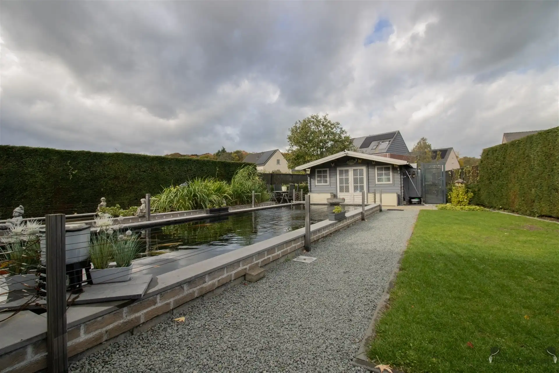 Ruime energiezuinige en instapklare woning met 3 à 4 slaapkamers. foto 3