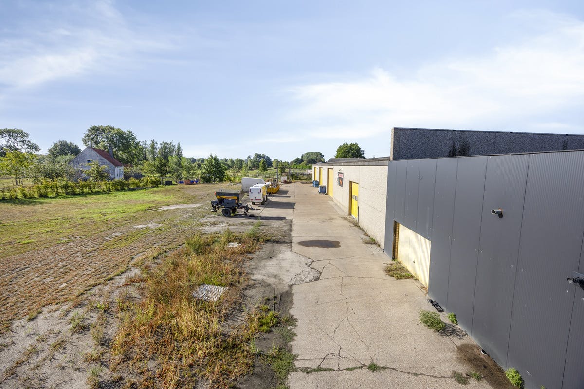 Magazijn met woonst en burelen in Adegem (Maldegem) foto 28
