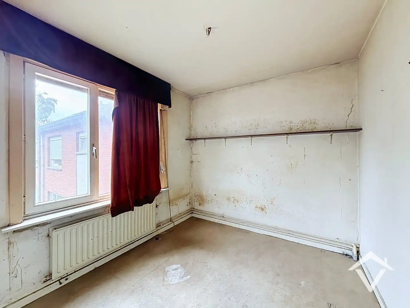 Stevige woning met 3 slaapkamers, tuin en garage in rustige woonwijk te Roeselare foto 11