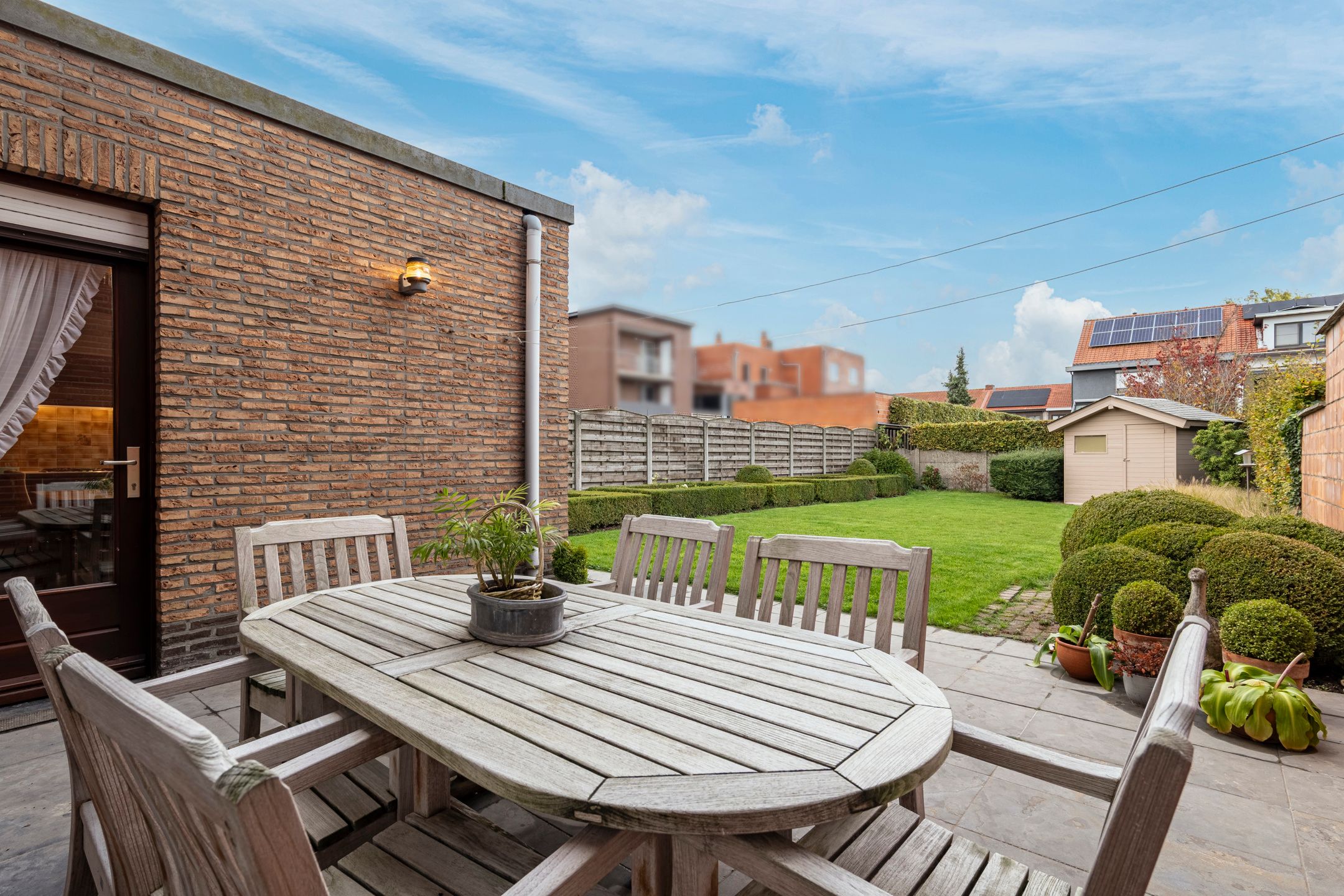 Charmante stadswoning nabij jachthaven met 3 slks en garage foto 18