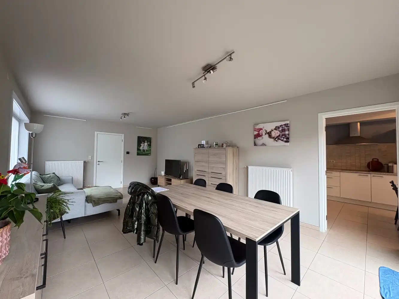 Woning (Hob) met 3 slaapkamers + garage foto 2
