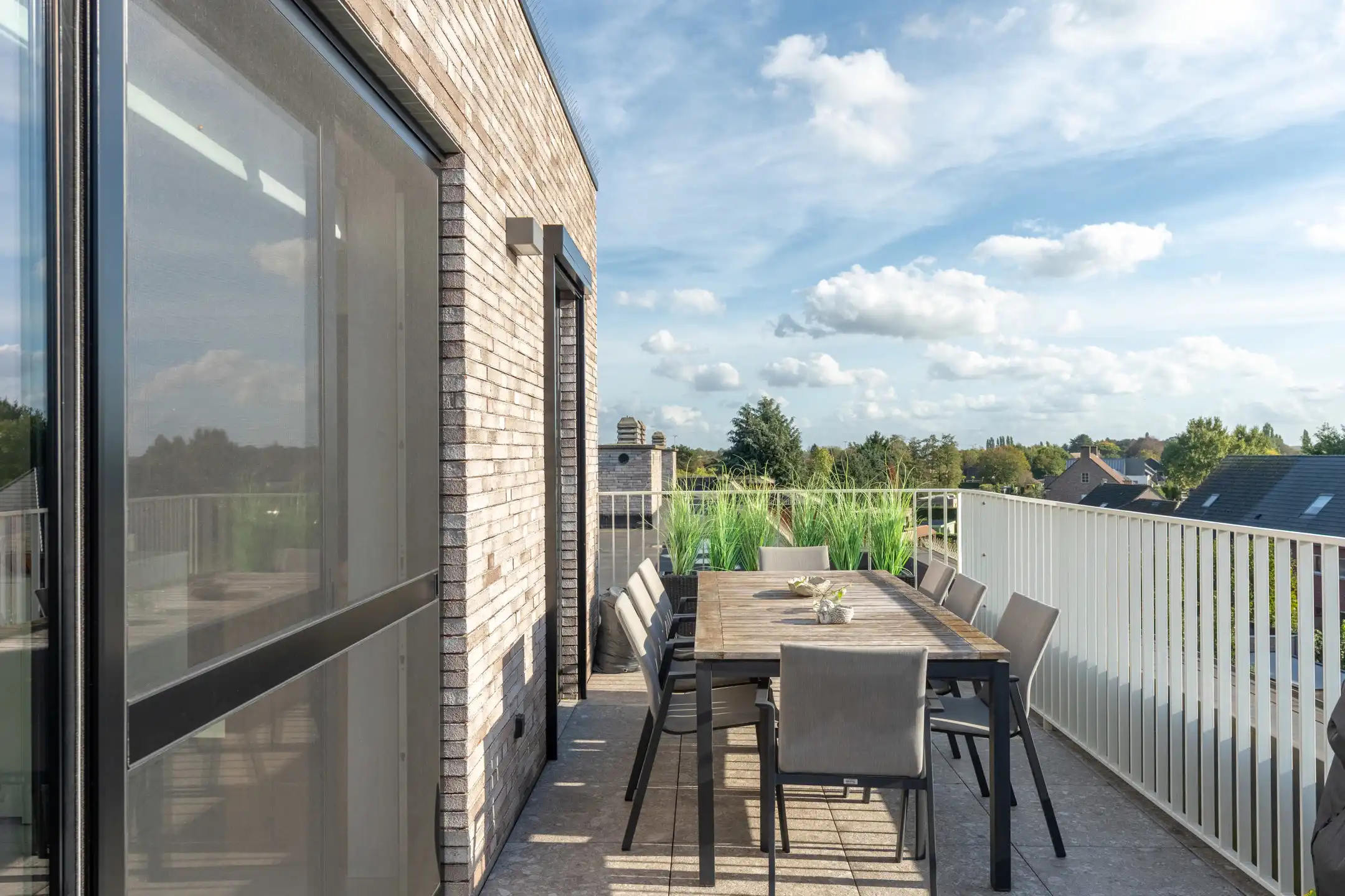 Energiezuinig penthouse met 2 slpks, terras en staanplaats. foto 7