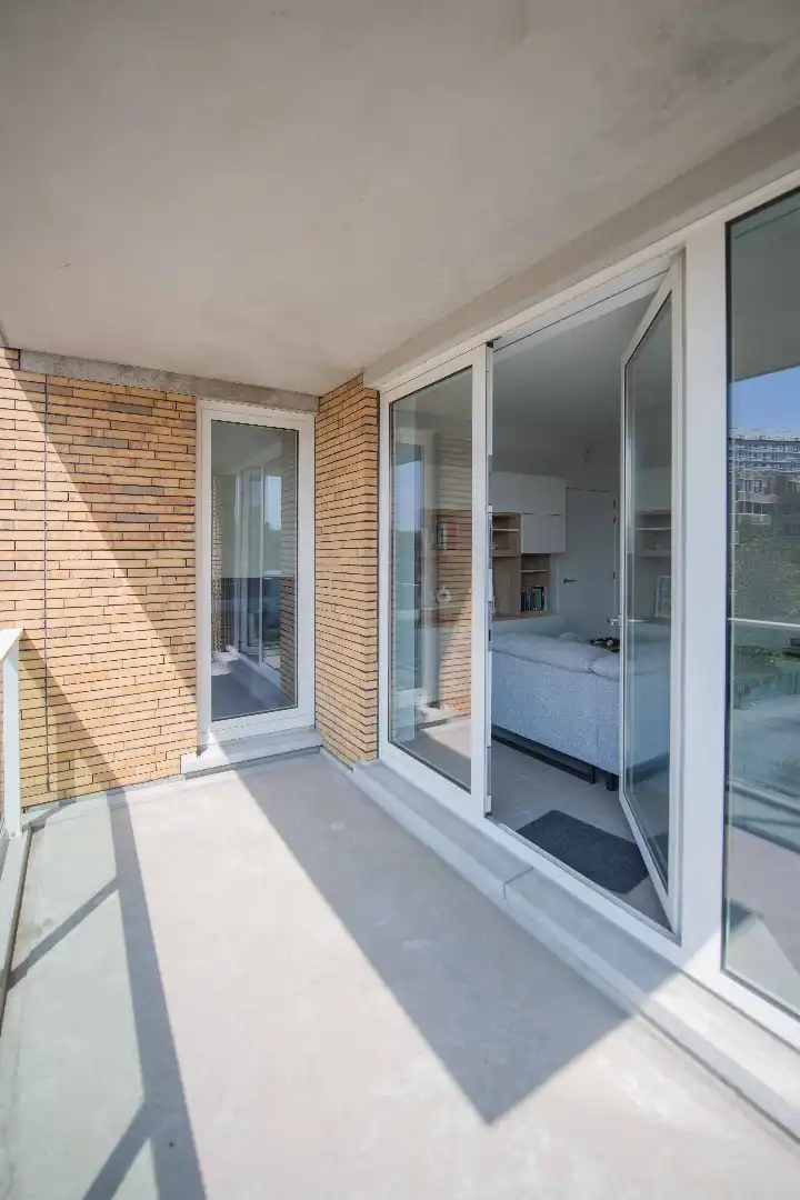 OOSTENDE OP WANDELAFSTAND VAN MERCATORDOK EN  CENTRUM foto 12
