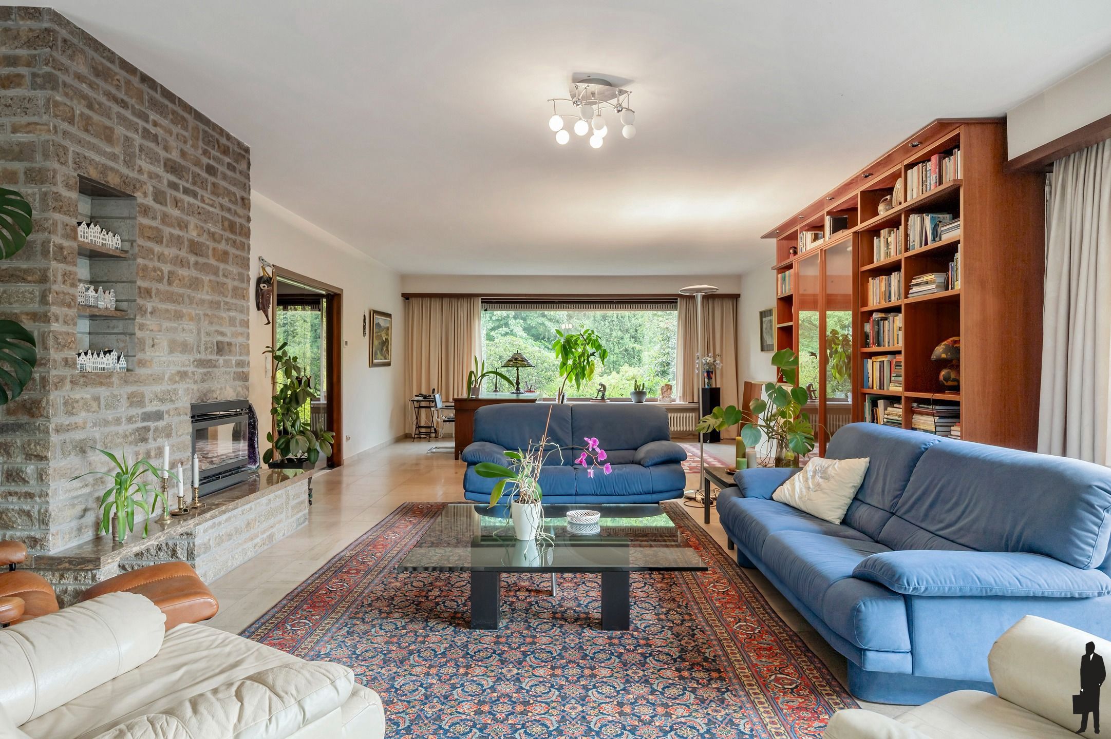 Residentieel gelegen villa op zonnig perceel van ca. 2467m²  foto 6