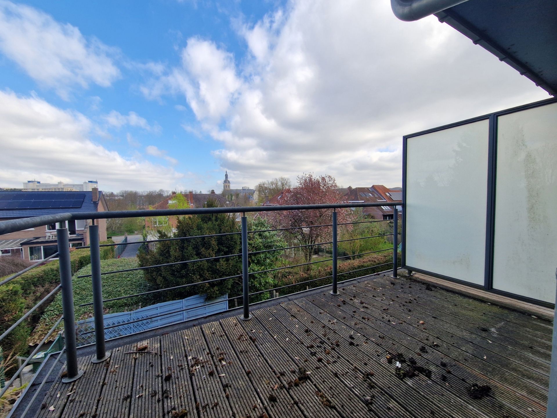 Ruime woning met 3 slaapkamers op uitstekende ligging foto 11