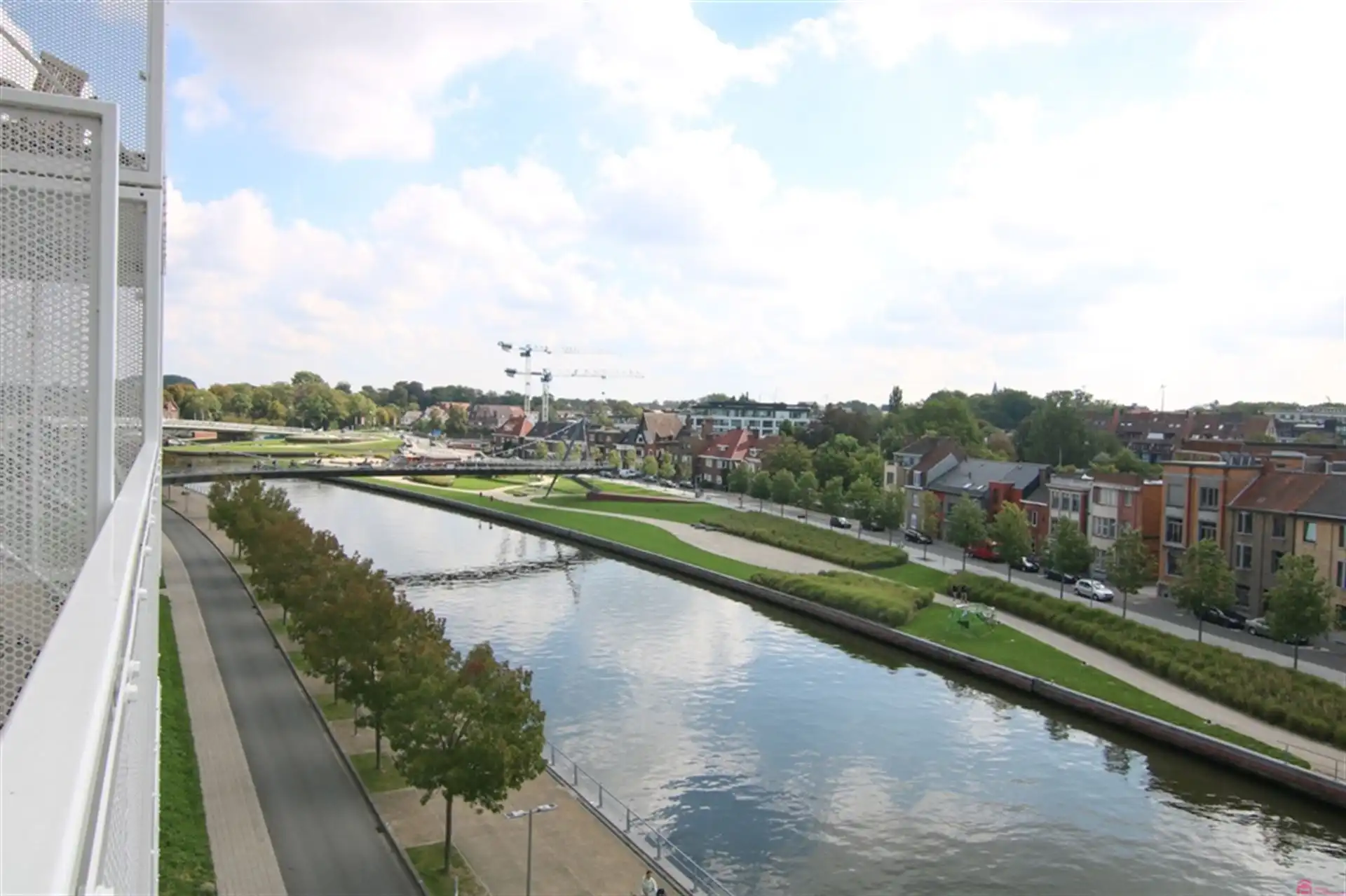 Instapklaar appartement met prachtig zicht op de Leie foto 16